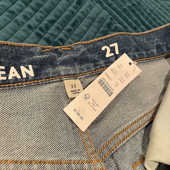 NWT | J. CREW Slouchy boyfriend jean. Comfy, Casual and Modern! - Picture 7 of 11